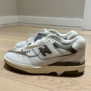 New Balance x Aimé Leon Dore 550 in Olive